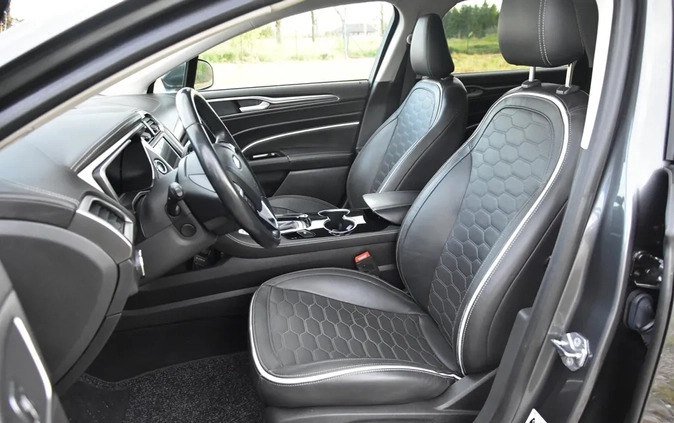 Ford Mondeo cena 89900 przebieg: 112200, rok produkcji 2020 z Strzegom małe 596